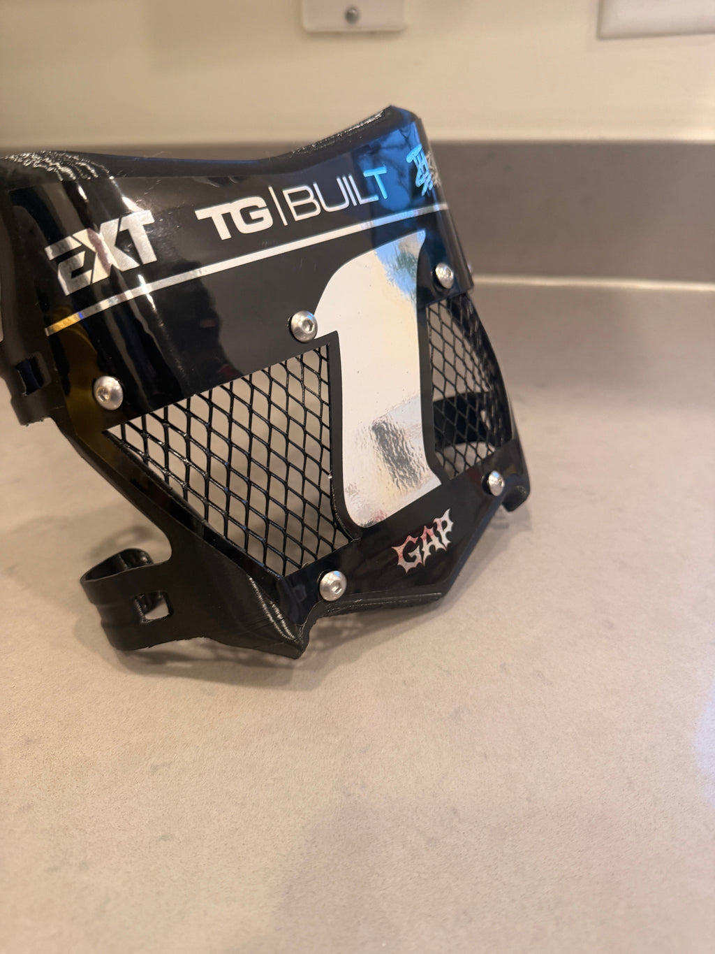 Vented plate