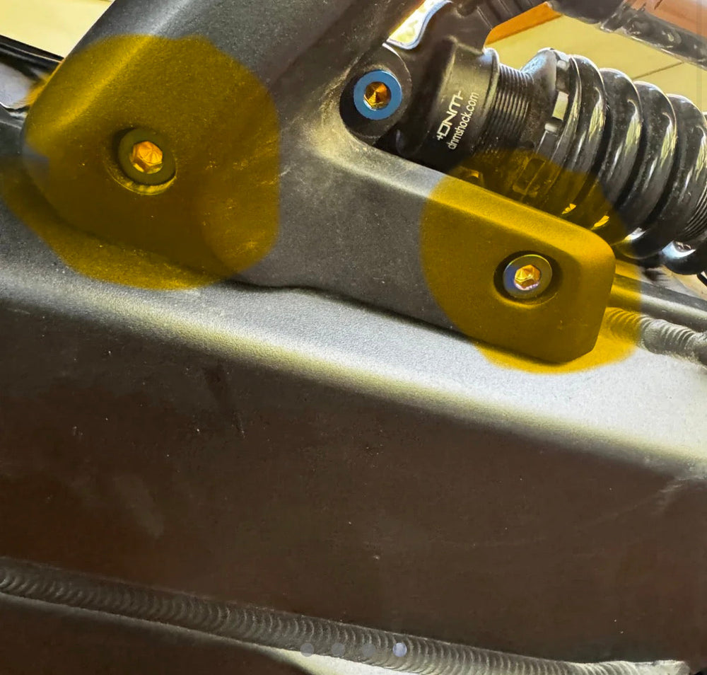 Titanium subframe bolts